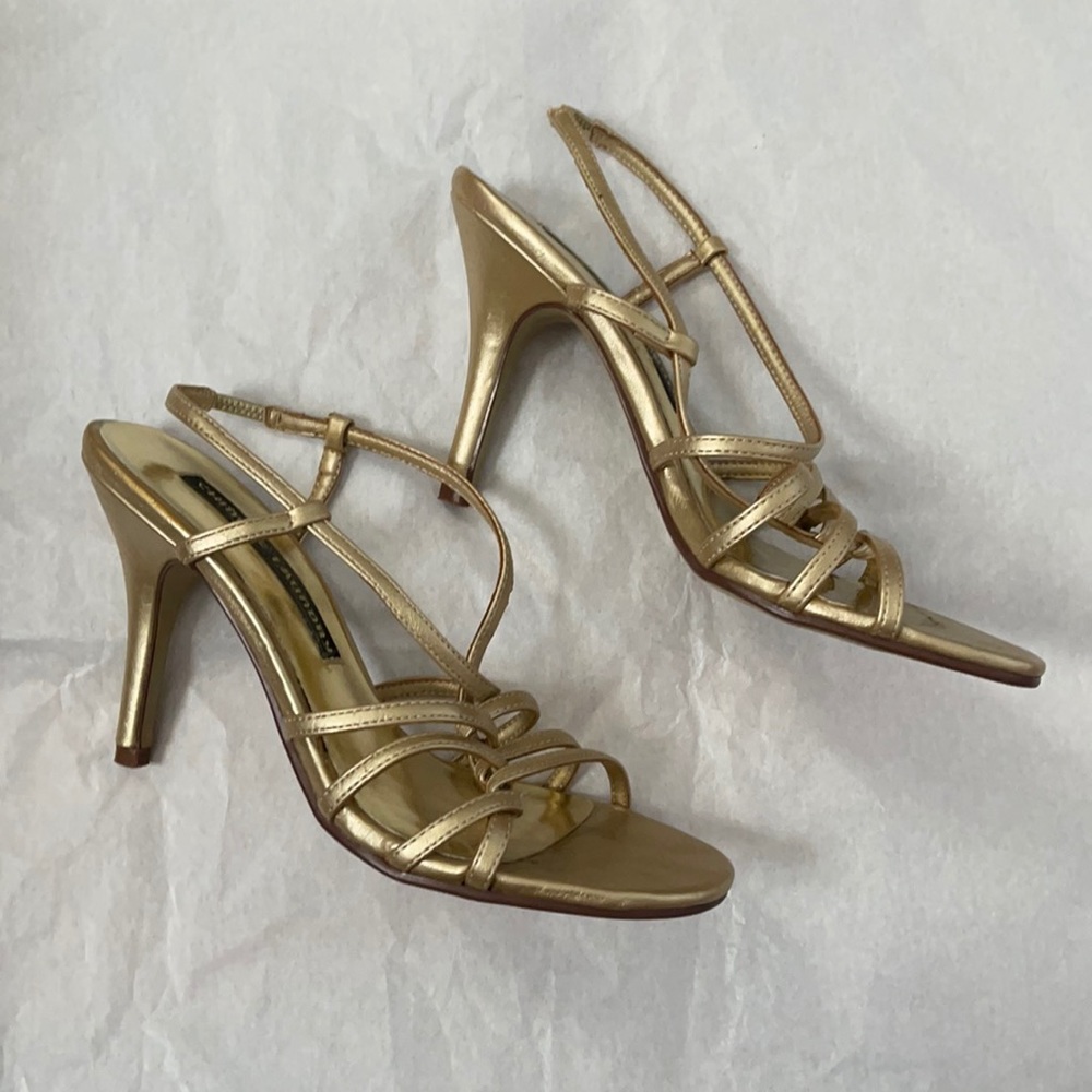 Chinese Laundry Strappy Heel size 7